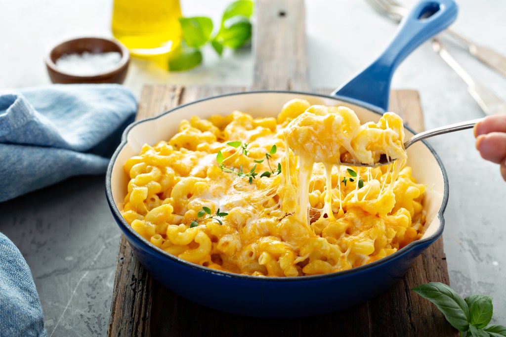 Classic Mac & Cheese&nbsp;(Oven-Baked)