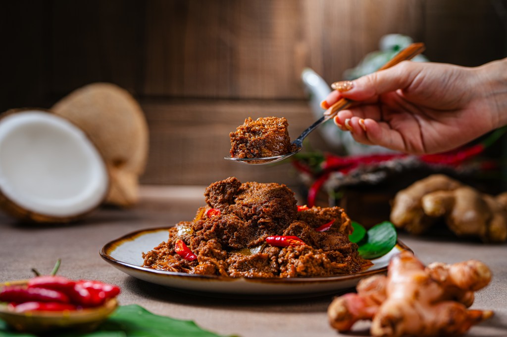 Beef Rendang (Indonesian Coconut Beef&nbsp;Stew)