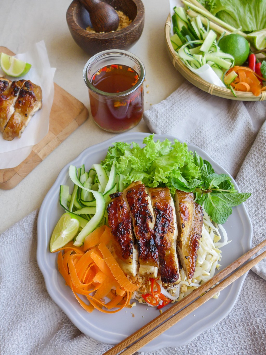 Vietnamese Lemongrass Chicken&nbsp;Bowl